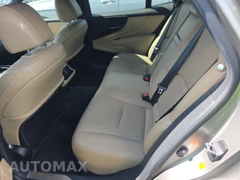 2022 Lexus LS 500 - miniatura 13