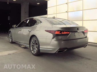 2022 Lexus LS 500 - miniatura 6