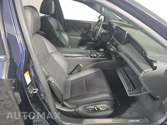 2022 Lexus LS 500 – miniatura 8