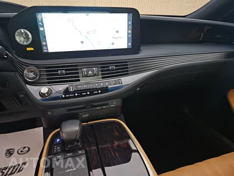 2022 Lexus LS 500 - miniatura 11