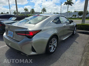 2022 Lexus RC 300 - miniatura 3