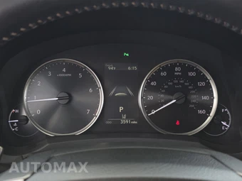 2022 Lexus RC 350 - miniatura 13