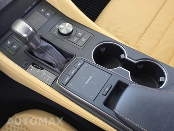 2022 Lexus RC 350 - miniatura 17