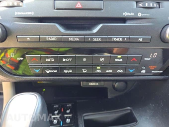 2022 Lexus RX 350 – miniatura 24