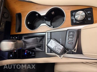 2022 Lexus RX 450h - miniatura 13