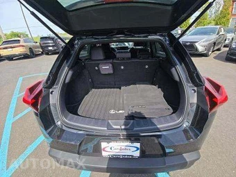 2022 Lexus UX 200 – miniatura 15