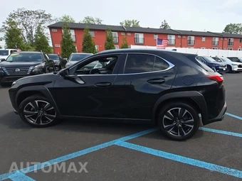 2022 Lexus UX 200 – miniatura 3