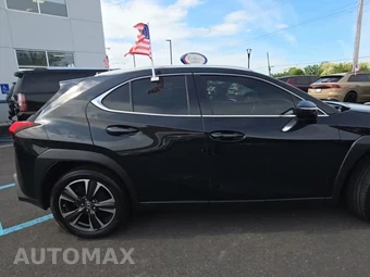 2022 Lexus UX 200 – miniatura 5