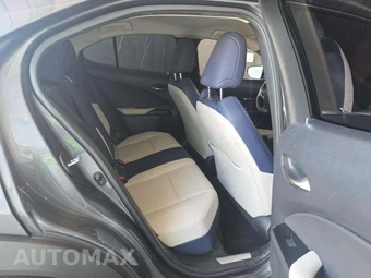 2022 Lexus UX 200 - miniatura 16