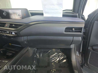 2022 Lexus UX 200 - miniatura 19