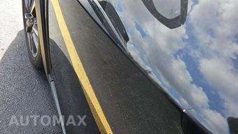 2022 Lexus UX 250h – miniatura 4