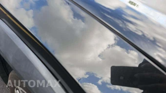 2022 Lexus UX 250h – miniatura 9