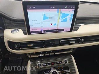 2022 Lincoln Aviator Black Label – miniatura 11