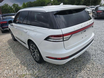 2022 Lincoln Aviator Plug-In Hybrid Grand Touring - miniatura 2