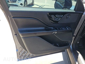 2022 Lincoln Aviator Reserve - miniatura 9
