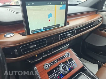 2022 Lincoln Aviator Reserve - miniatura 11