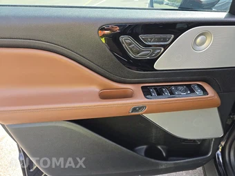 2022 Lincoln Aviator Reserve - miniatura 9