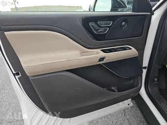 2022 Lincoln Aviator Reserve – miniatura 24