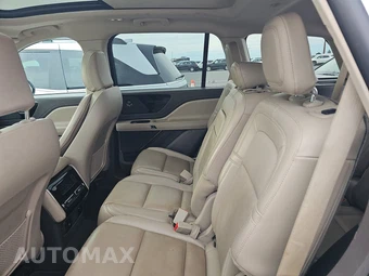 2022 Lincoln Aviator Reserve – miniatura 9