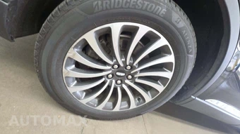 2022 Lincoln Aviator Reserve – miniatura 35