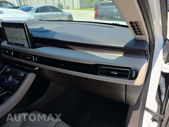 2022 Lincoln Aviator Reserve – miniatura 17