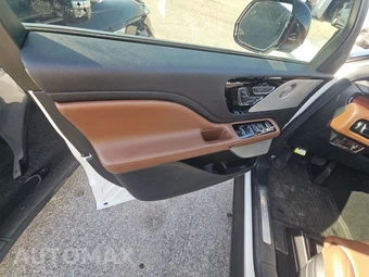 2022 Lincoln Aviator Reserve – miniatura 9