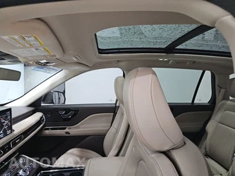2022 Lincoln Aviator Reserve – miniatura 18