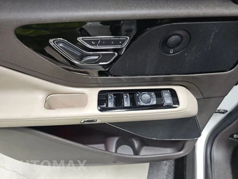 2022 Lincoln Aviator Reserve – miniatura 9