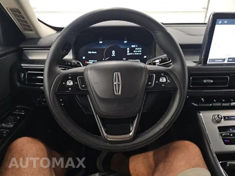 2022 Lincoln Aviator Standard - miniatura 10