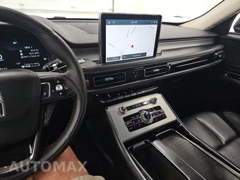 2022 Lincoln Aviator Standard - miniatura 11