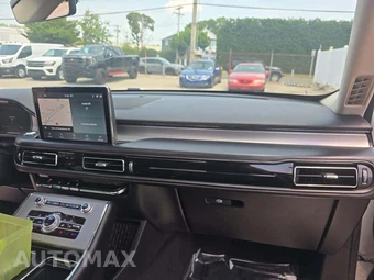 2022 Lincoln Aviator Standard – miniatura 20