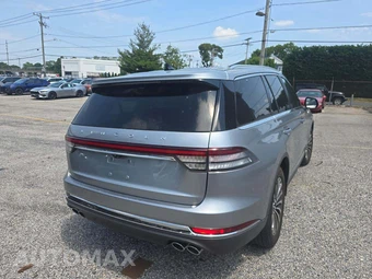 2022 Lincoln Aviator Standard – miniatura 3
