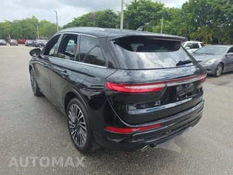 2022 Lincoln Corsair Plug-In Hybrid Grand Touring - miniatura 3