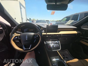 2022 Lincoln Corsair Plug-In Hybrid Grand Touring - miniatura 11