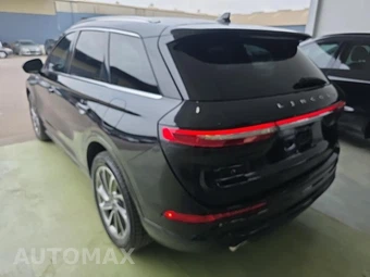 2022 Lincoln Corsair Plug-In Hybrid Grand Touring - miniatura 6