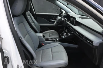 2022 Lincoln Corsair Reserve - miniatura 15