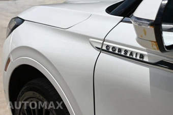 2022 Lincoln Corsair Reserve - miniatura 8
