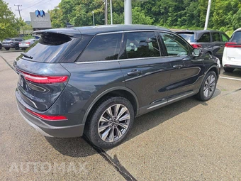 2022 Lincoln Corsair Reserve - miniatura 3