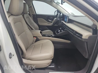 2022 Lincoln Corsair Standard – miniatura 8
