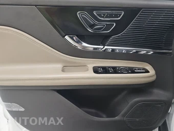 2022 Lincoln Corsair Standard – miniatura 9