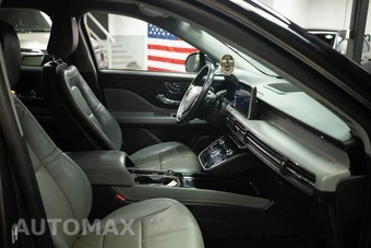 2022 Lincoln Corsair Standard - miniatura 13
