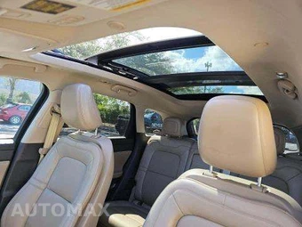 2022 Lincoln Corsair Standard – miniatura 11
