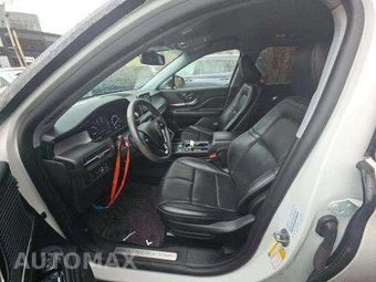 2022 Lincoln Corsair Standard – miniatura 6