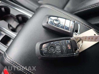 2022 Lincoln Corsair Standard – miniatura 8