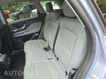 2022 Lincoln Corsair Standard – miniatura 13