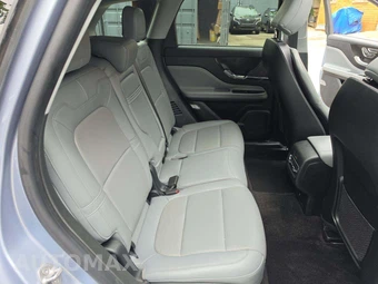 2022 Lincoln Corsair Standard – miniatura 16