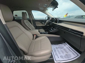 2022 Lincoln Corsair Standard - miniatura 8