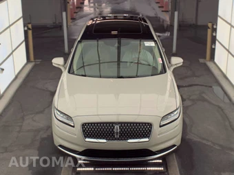 2022 Lincoln Nautilus Reserve – miniatura 2