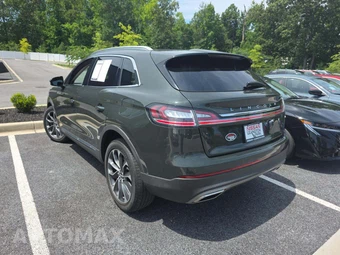 2022 Lincoln Nautilus Reserve – miniatura 2