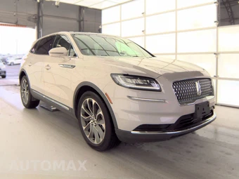 2022 Lincoln Nautilus Reserve - miniatura 3
